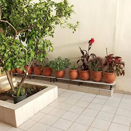Apartment Jilda S With Private Garden!